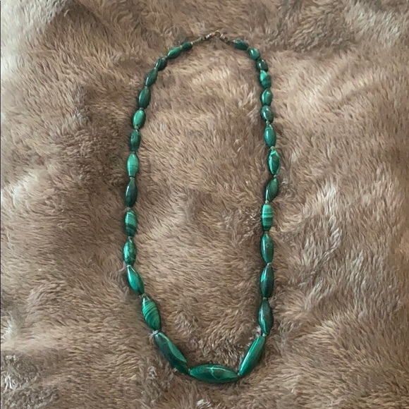 Malachite stone beaded necklace - Picture 1 of 6